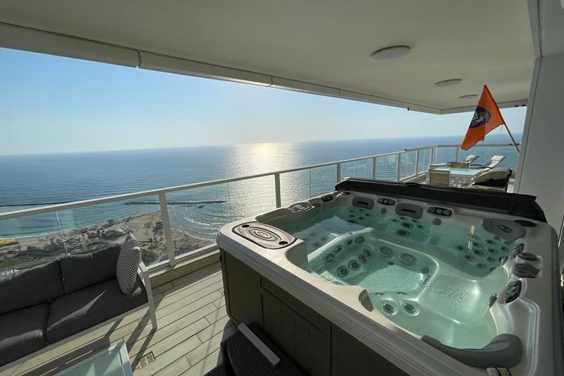 Appartement 220 m² face à la mer, terrasse de 70 m², Front de mer, Netanya