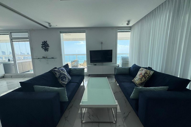 Appartement 220 m² face à la mer, terrasse de 70 m², vue 6