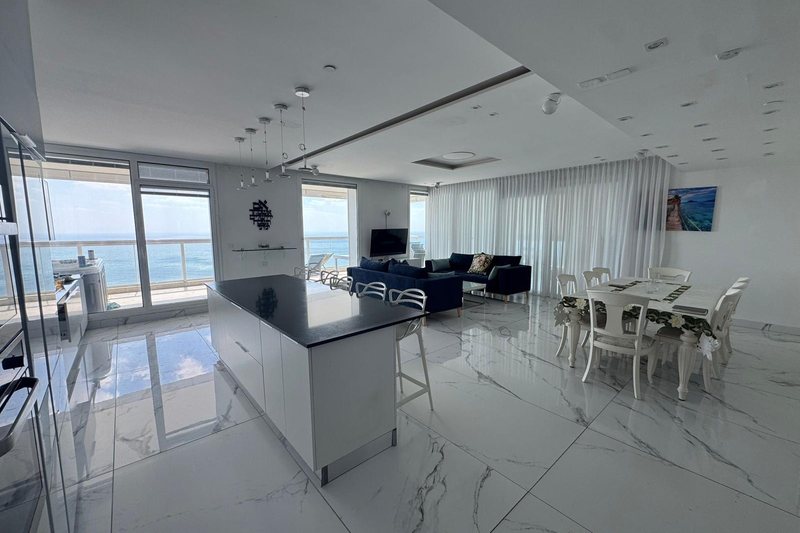 Appartement 220 m² face à la mer, terrasse de 70 m², vue 7