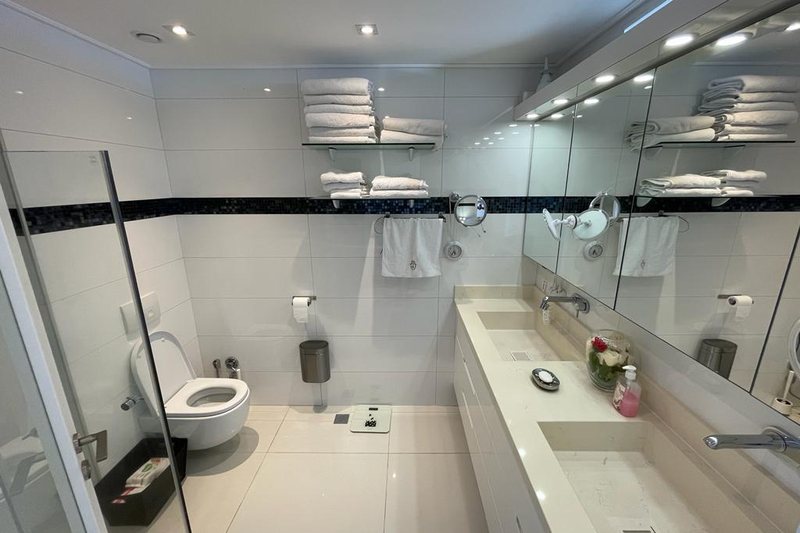 Appartement 220 m² face à la mer, terrasse de 70 m², vue 12