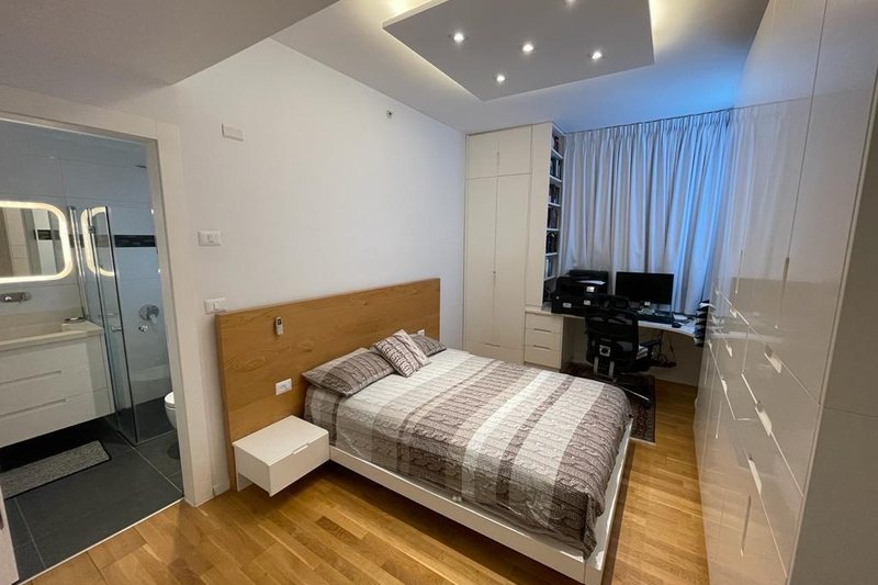 Appartement 220 m² face à la mer, terrasse de 70 m², vue 13